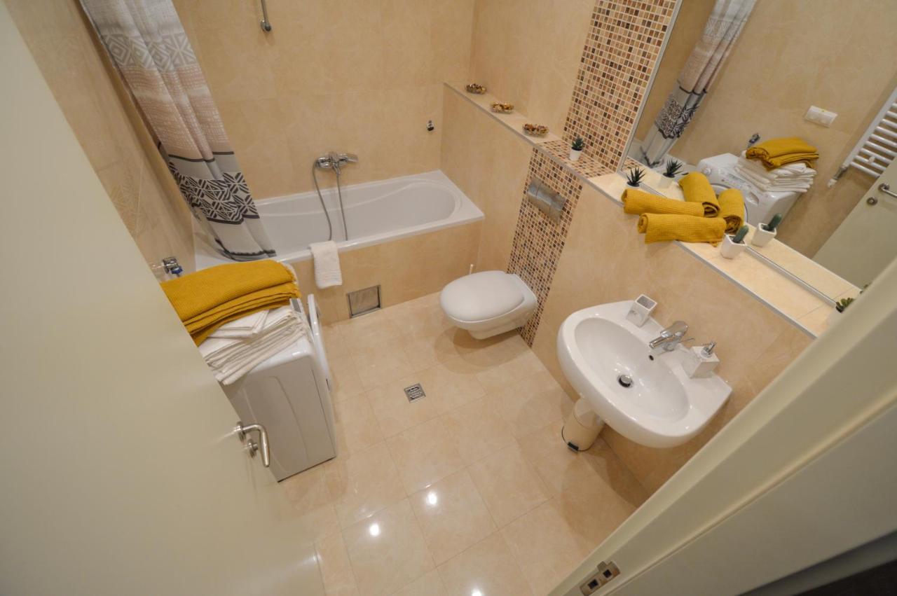 Spacious Studio Park City Novi Sad Eksteriør billede